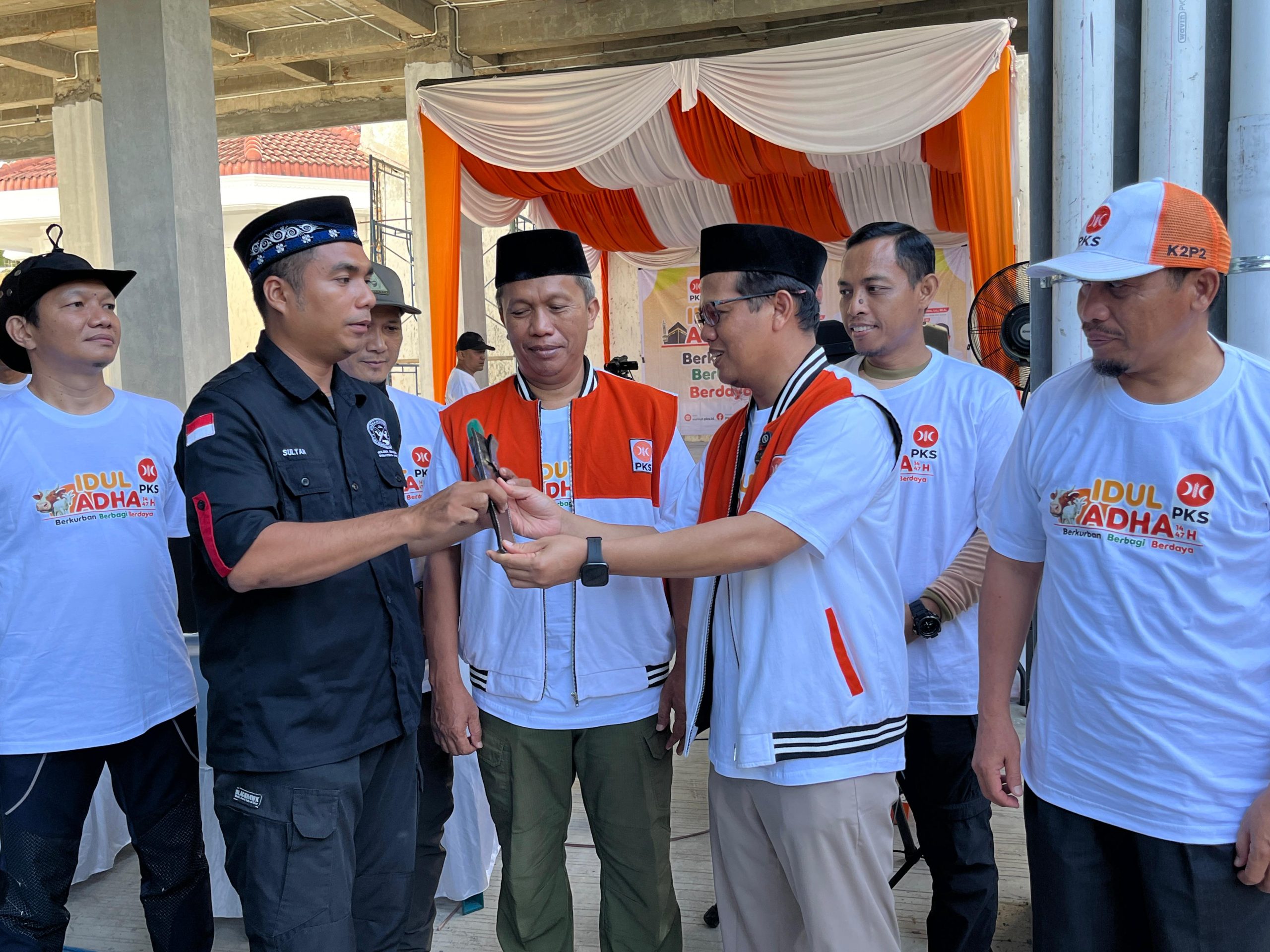 Tebarkan Kebaikan Idul Adha, PKS Se Sumatera Utara Sembelih 106 Ekor Sapi dan 197 Kambing.